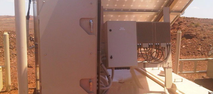 Solar-in-Mining-Solar-transportable-radio-transceiver-with-battery-storage-_image-to-include-in-mining-sector-2